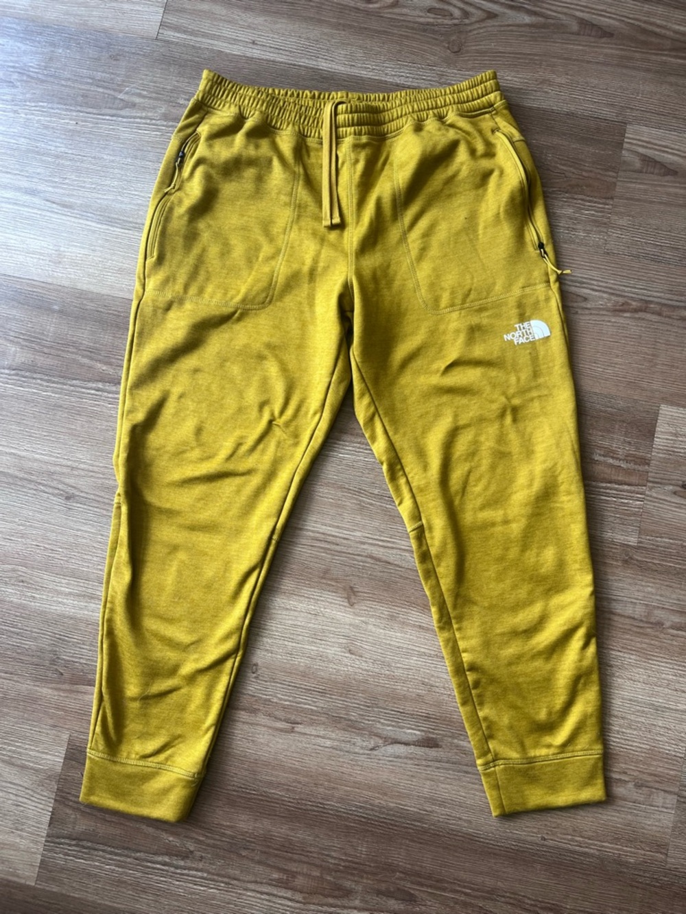 The North Face Canyonlands Fleece Joggers. Men’s M.